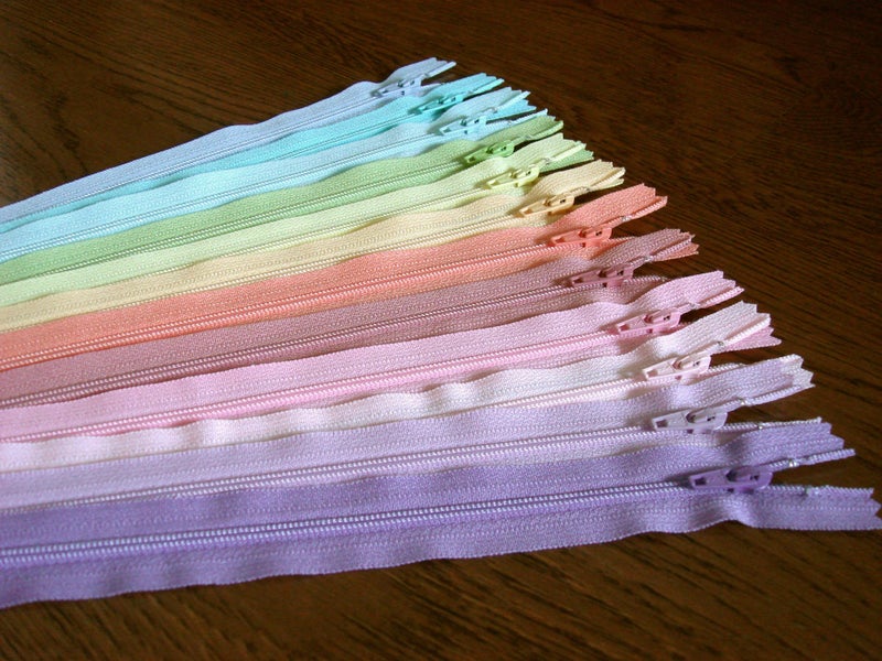YKK Zippers Pastel MultiColor Pack 6 Inch Number 3 Nylon Coil Set of 12 Pieces - Image 3